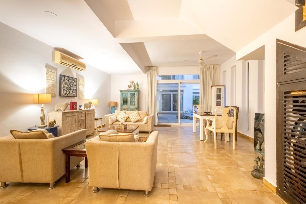 Snowdrop- Exquisite 3Bhk Villa With Pool- Candolim By Staymonkey กาลังกูติ ภายนอก รูปภาพ